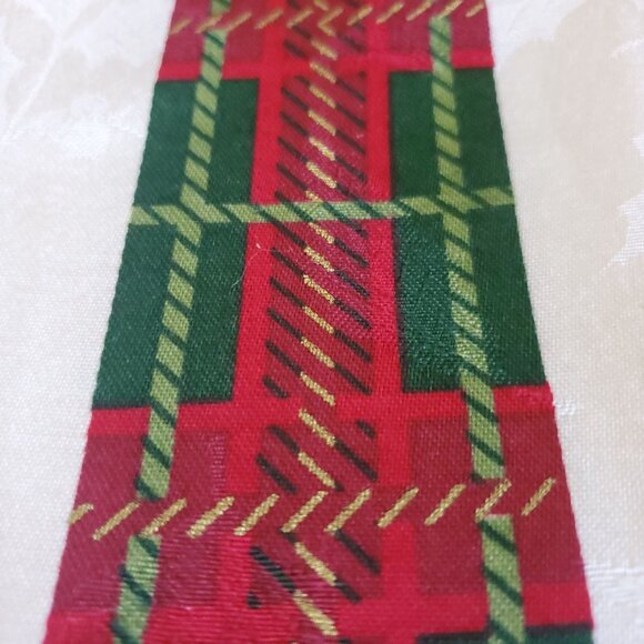 NOS Vtg Lenox Shower Curtain Holiday Joy Hollie Berries Plaid Reinforced Grommet - Picture 4 of 11